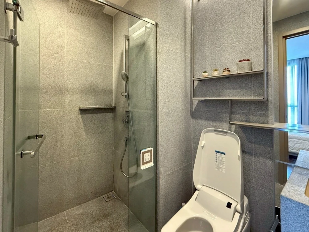For rent!! Condo at The Line Ratchathewi, 24th floor, fully furnished, ready to move in! Reserve now!!