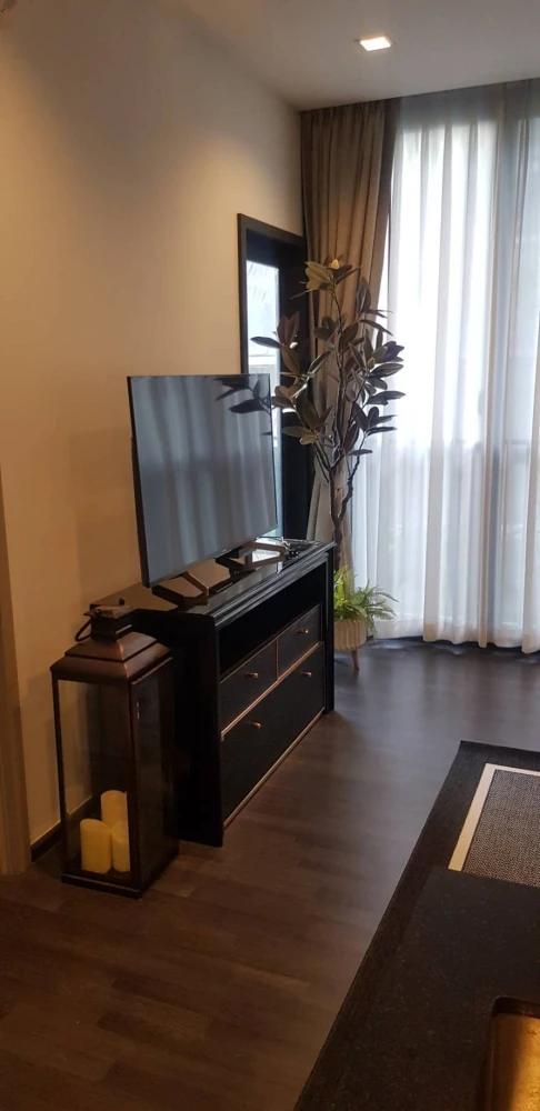 Condo for rent! The Line Asoke-Ratchada, 2nd floor, beautiful view, cool and quiet room, fully furnished, ready to move in! Reserve now!!
