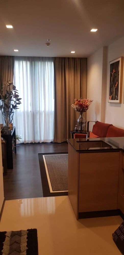 Condo for rent! The Line Asoke-Ratchada, 2nd floor, beautiful view, cool and quiet room, fully furnished, ready to move in! Reserve now!!