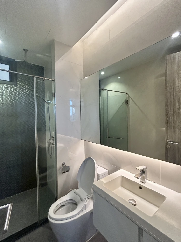 For rent!! Mayfair Place Condo, Sukhumvit 50, 5th floor, Building A, beautiful room, stunning view, ready to move in. Reserve now!!