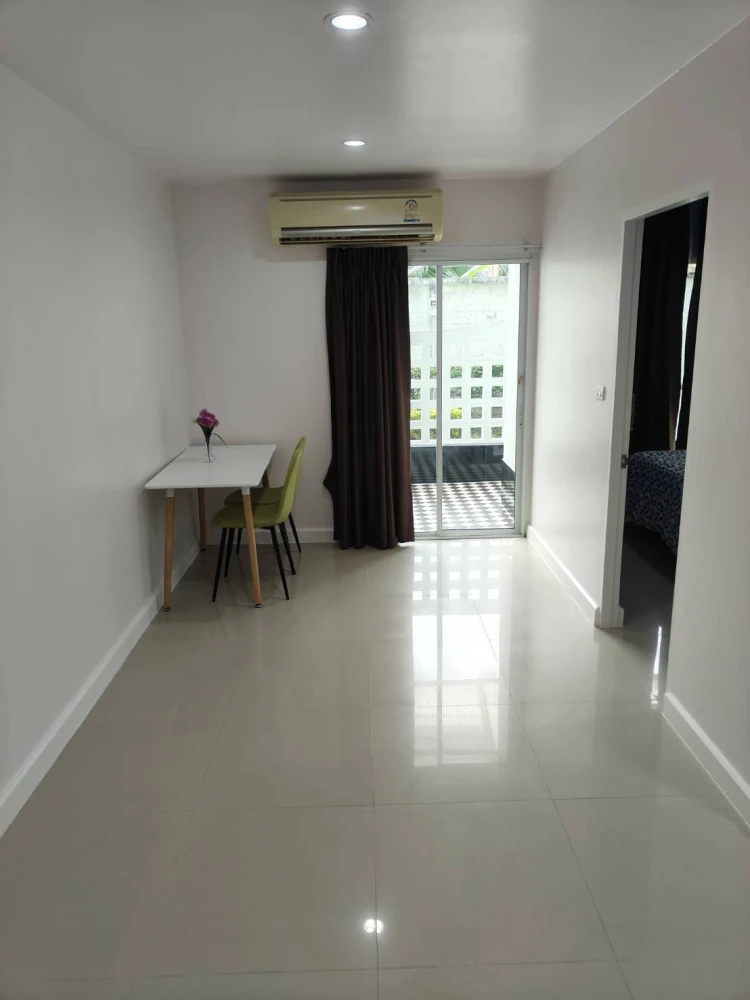 Condo for rent, Metro Park Sathorn, high floor, good condition, not hot room, pool view, very good price, hurry to reserve.