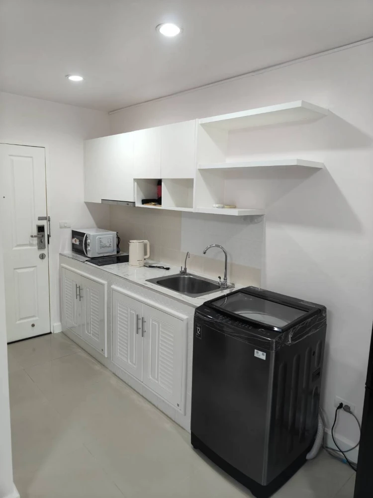 Condo for rent, Metro Park Sathorn, high floor, good condition, not hot room, pool view, very good price, hurry to reserve.