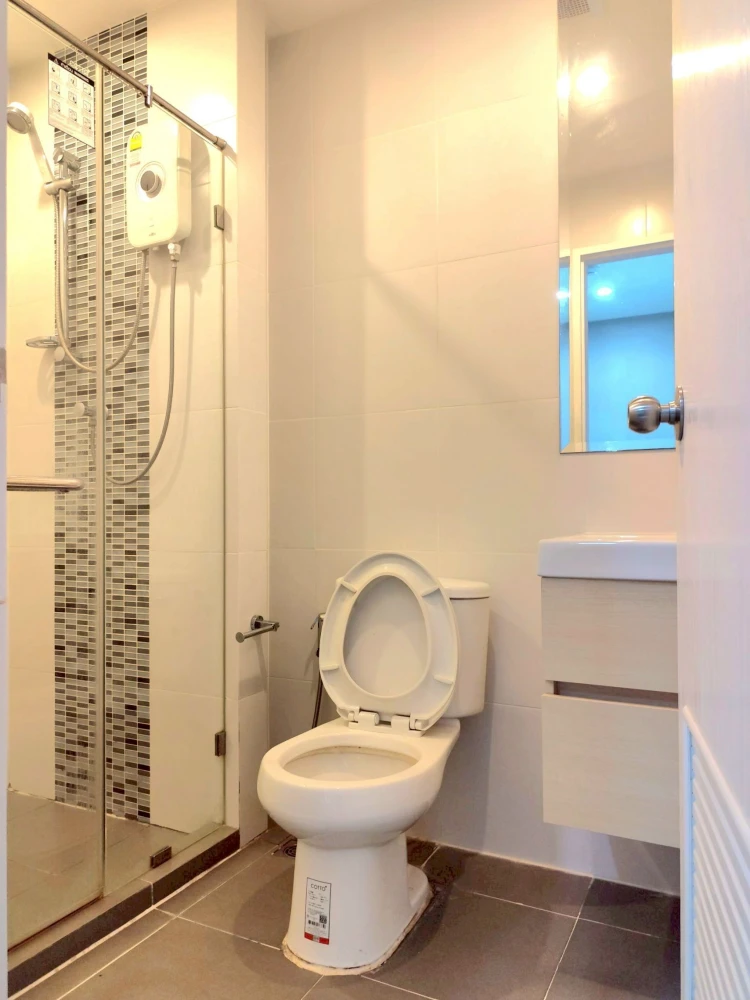 Condo for rent, Metro Sky Prachachuen, 22nd floor, pool view, beautiful room, ready to move in, just drag your bag.