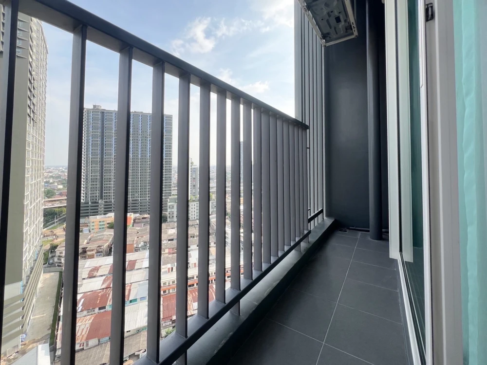 For rent!! Condo Metro Sky Wutthakat 19th floor, beautiful room, convenient to travel, bring your bags and move in!!