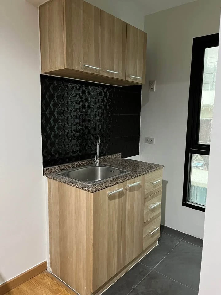 Condo for rent, Wela Dee Residence, Soi Pradiphat 23, ready to move in, furnished, just come with your belongings and move in!!!