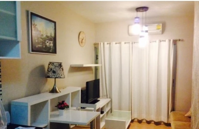 For rent!! Condo A Space Asoke-Ratchada, 10th floor, Building G, swimming pool view, fully furnished, ready to move in. Don't miss out!!