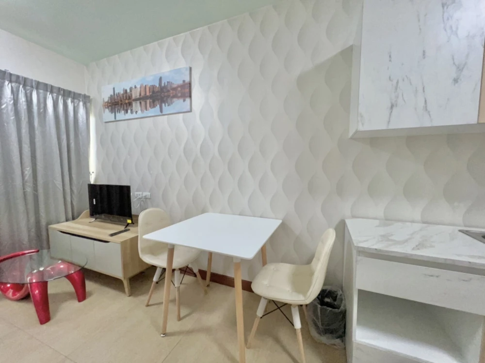 For rent!! Condo A Space Asoke-Ratchada, 4rd floor, Building A, beautiful room, convenient transportation, ready to move in, don't miss it!!