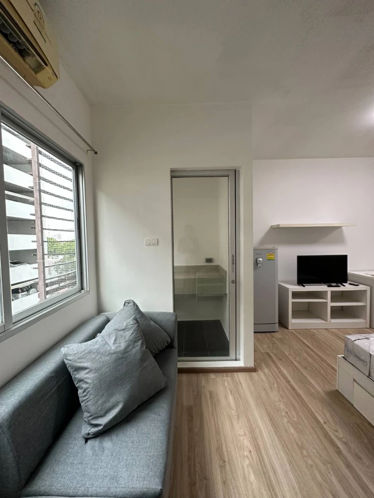 For rent!! Condo A Space Asoke-Ratchada, 5th floor, Building D, beautiful room, fully furnished, ready to move in. Don't miss out! Reserve now!!