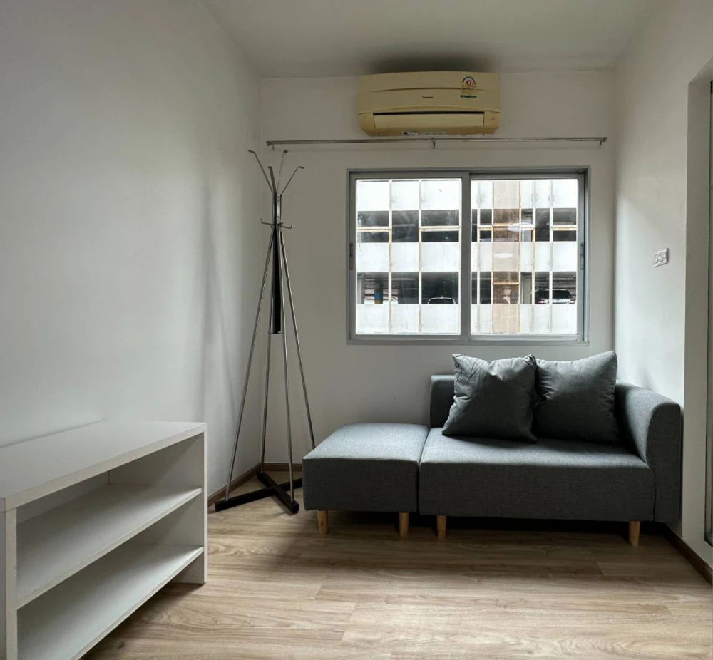 For rent!! Condo A Space Asoke-Ratchada, 5th floor, Building D, beautiful room, fully furnished, ready to move in. Don't miss out! Reserve now!!