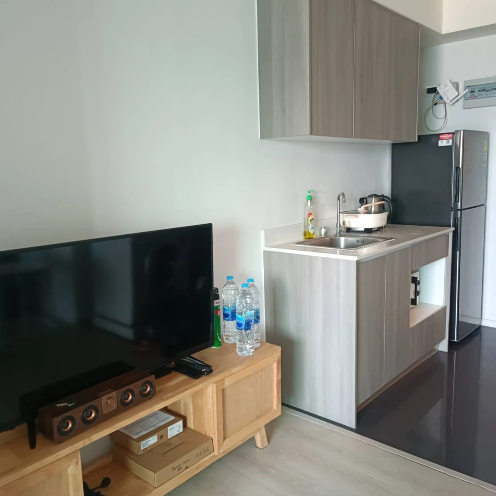 Condo for rent, A Space Mega 2, fully furnished.