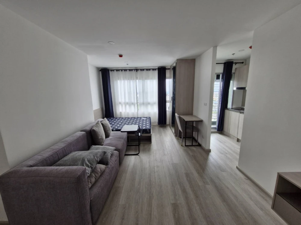 For rent!! Condo Elio Sathorn-Wutthakat, 41st floor, Building A, beautiful room, good location, good price, convenient transportation, don't miss it!!