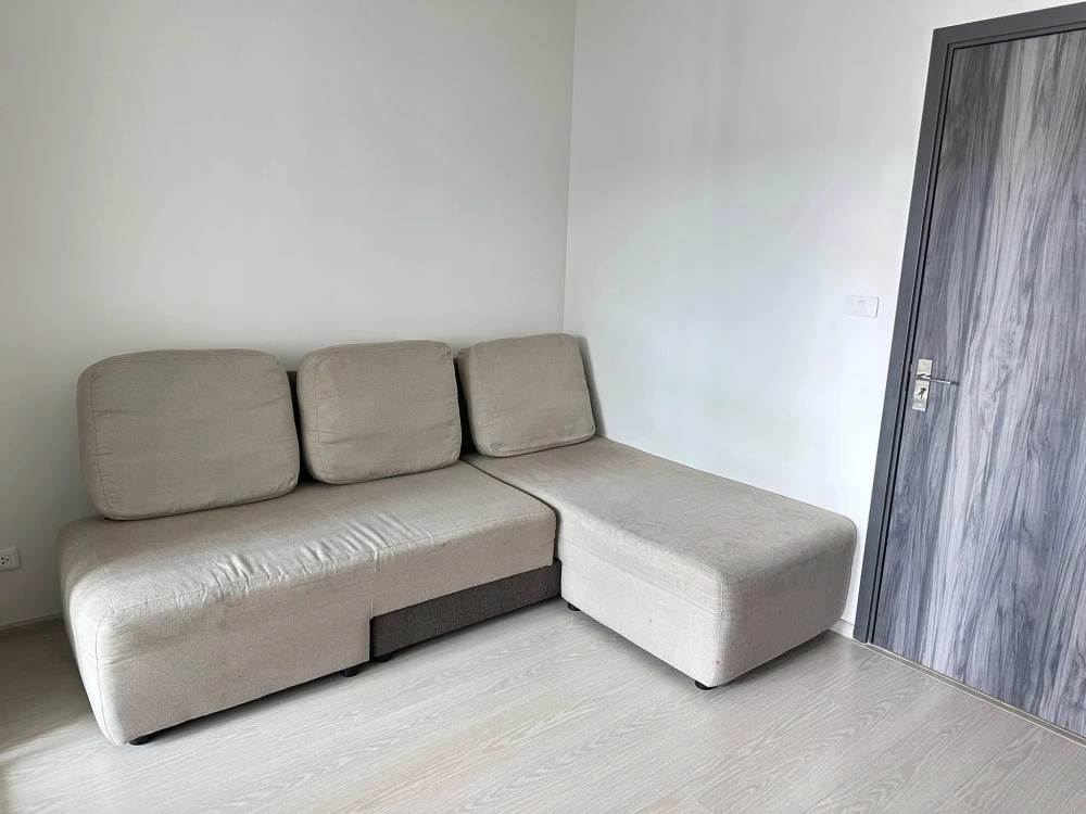 For rent!! Condo Elio Del Nest, 11th floor, Building A, swimming pool view, fully furnished, ready to move in, don't miss out!!