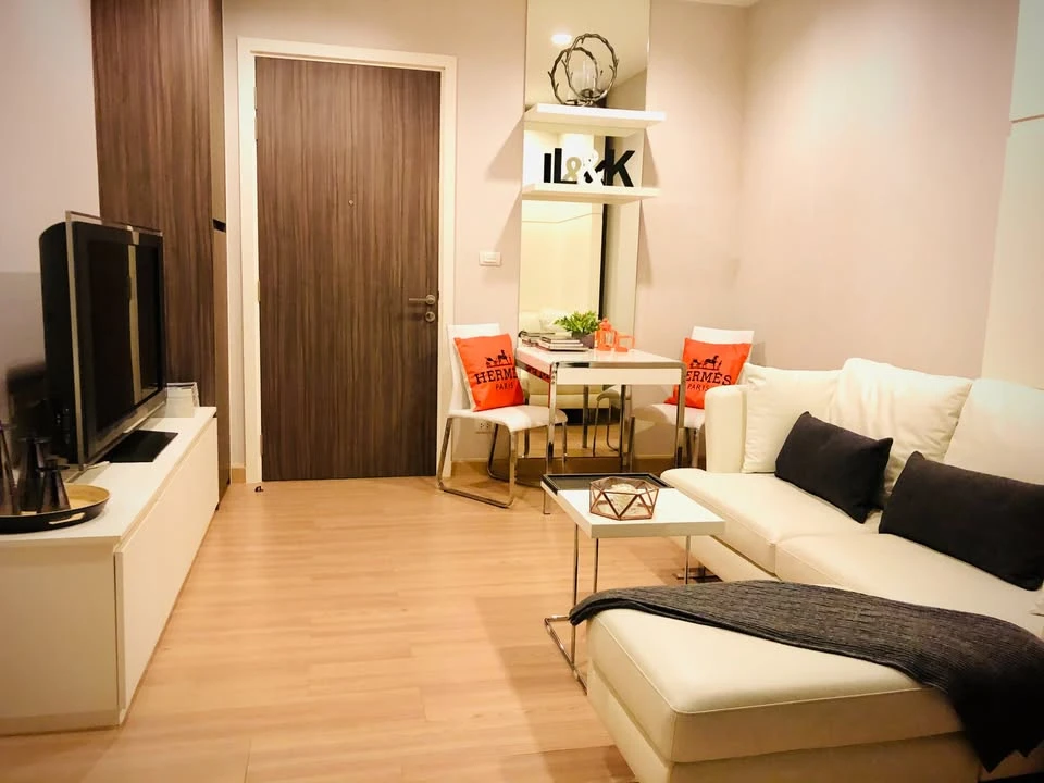 Condo for rent, Urbano Absolute Sathorn-Taksin, nice room, good size, complete with facilities, book now.