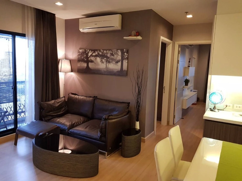 For rent!! Condo Urbano Absolute Sathorn-Taksin, beautiful room, Chao Phraya River view, hurry up and book now!!