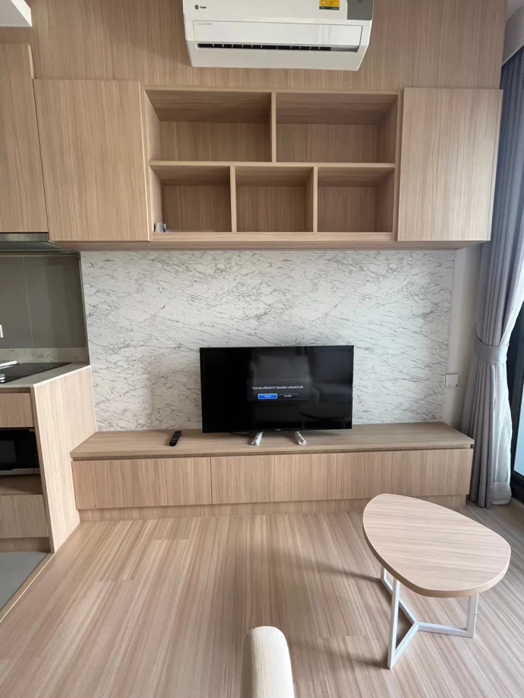 For rent!! Condo M Chatuchak, 15th floor, beautiful room, ready to move in. Great location, convenient transportation. Don't miss it!!