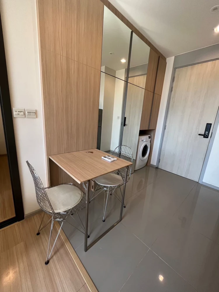 For rent!! Condo M Chatuchak, 15th floor, beautiful room, ready to move in. Great location, convenient transportation. Don't miss it!!