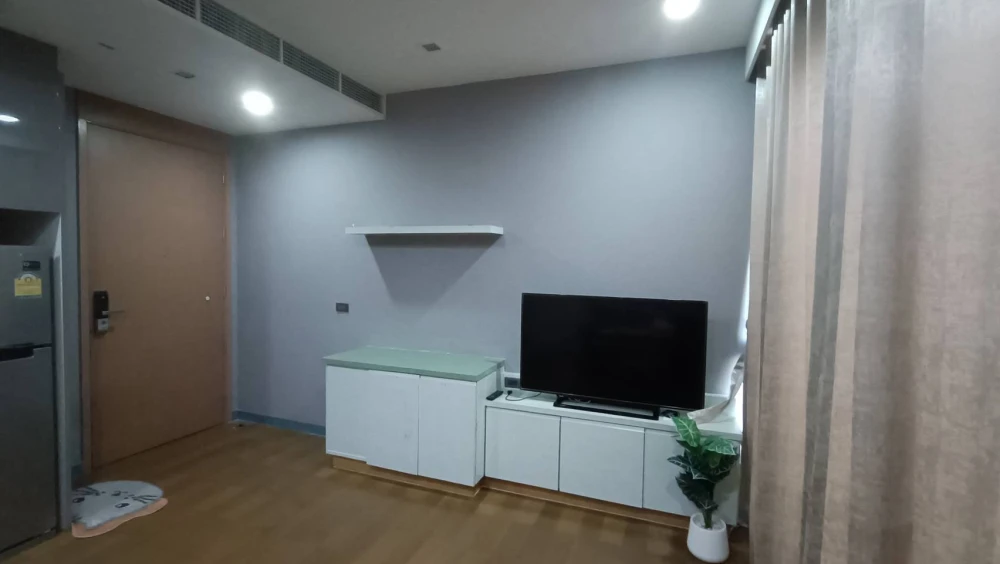Condo for rent, M Phayathai, beautiful decoration, room size is suitable Hurry up to own it today!!