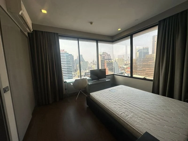 For rent!! Condo M Silom, a luxurious condo with beautiful rooms, fully furnished, and a great price. Reserve now!!