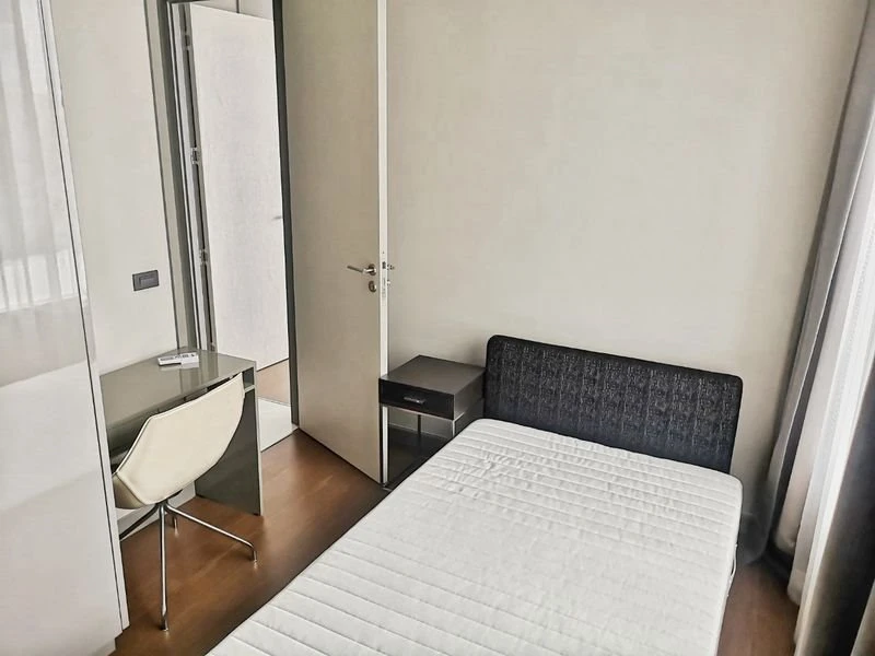For rent!! Condo M Silom, a luxurious condo with beautiful rooms, fully furnished, and a great price. Reserve now!!