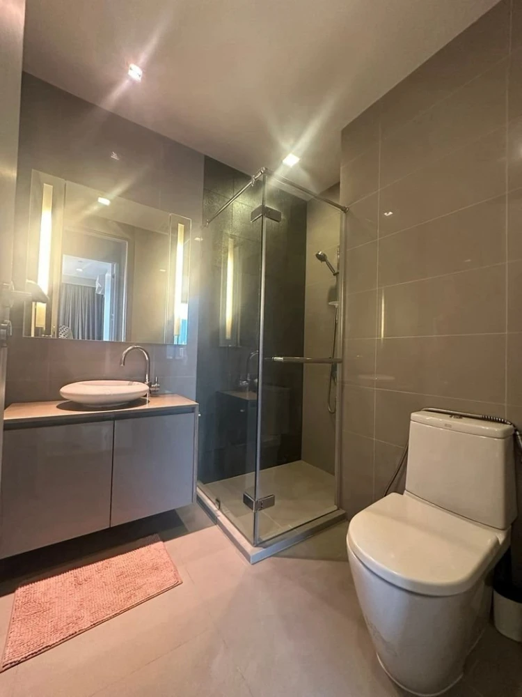 For rent!! Condo M Silom, a luxurious condo with beautiful rooms, fully furnished, and a great price. Reserve now!!