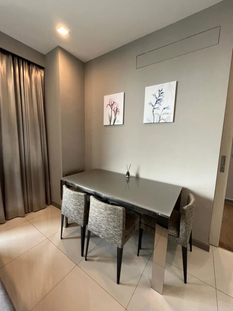 For rent!! Condo M Silom, a luxurious condo with beautiful rooms, fully furnished, and a great price. Reserve now!!