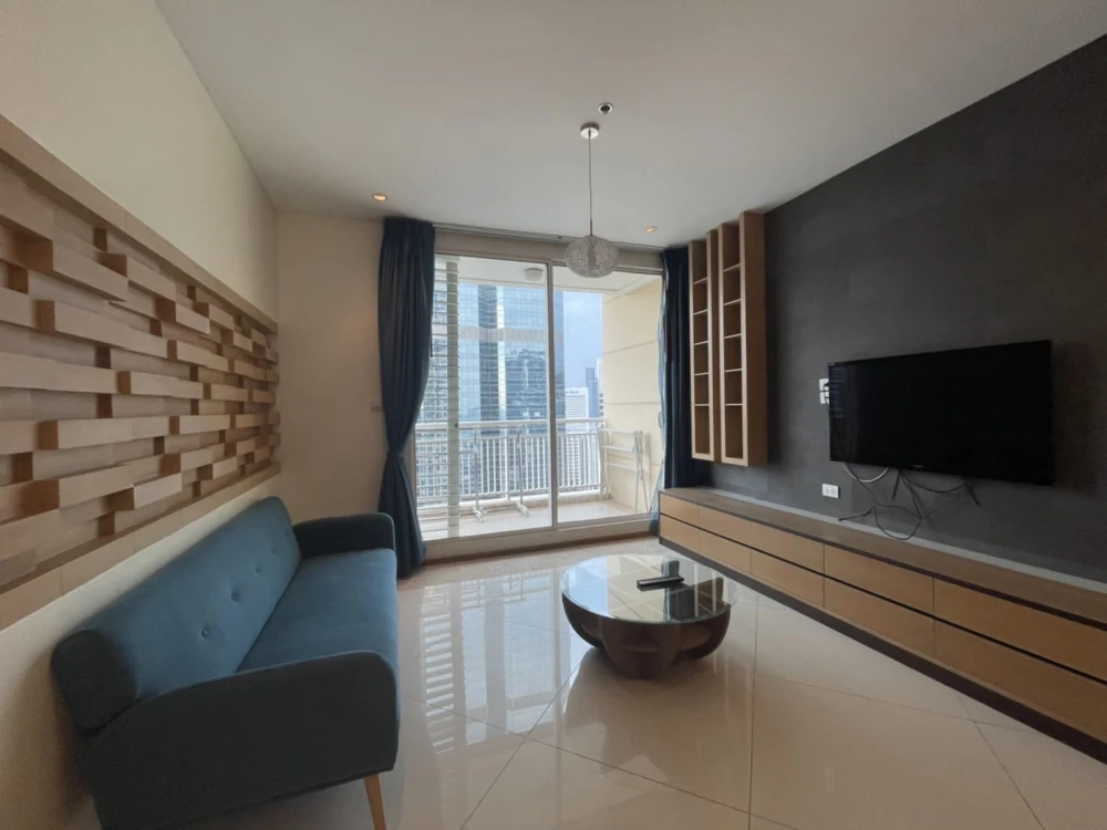 Condo for rent, Empire Place Sathorn-Narathiwat, nice bed, decorated room, fully furnished and electrical appliances!!