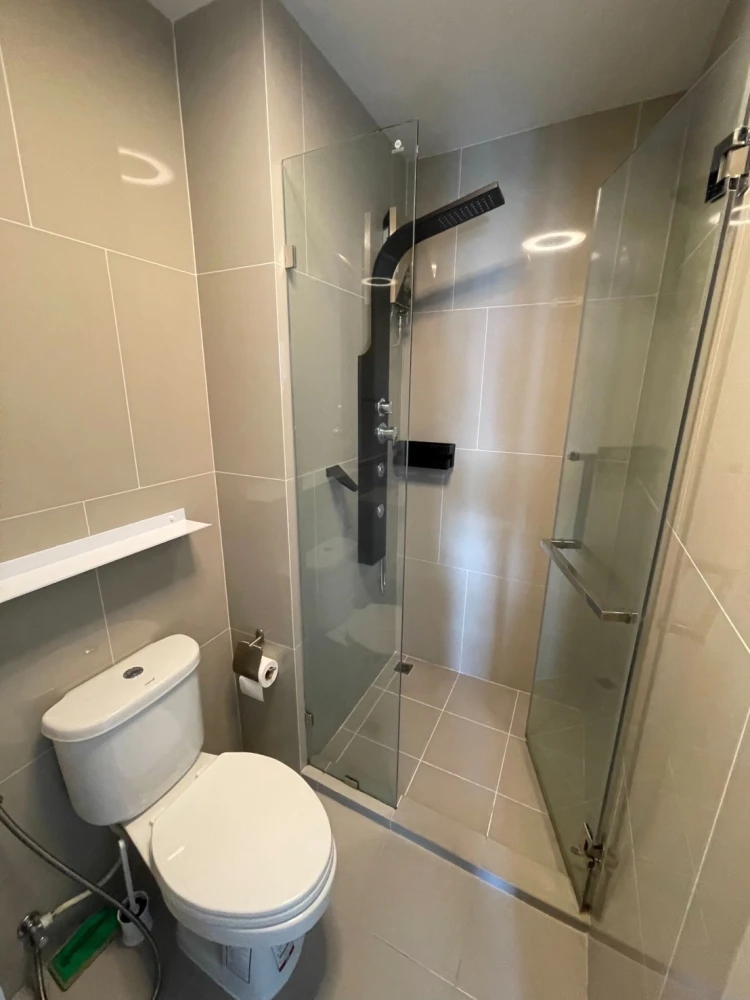 For rent!! Condo Chapter One Shine Bang Pho, 18th floor, beautiful room, fully furnished, ready to move in, hurry and book now!!