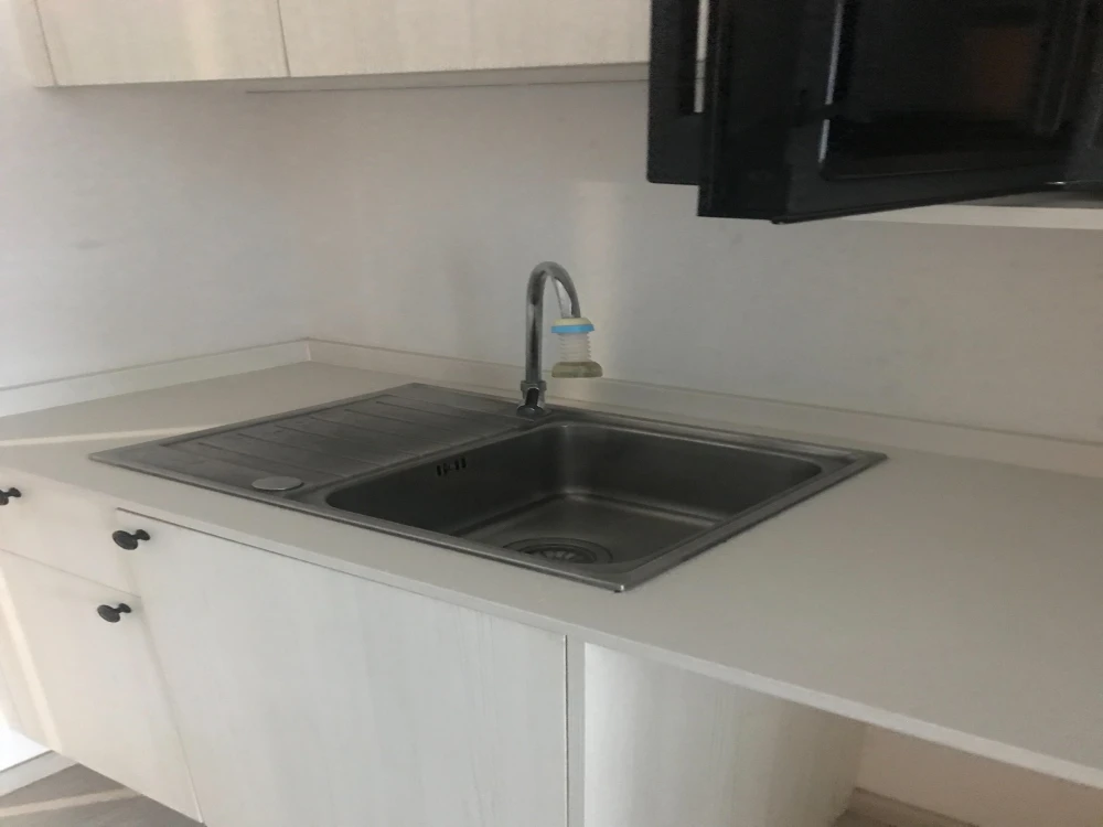 For rent!! Chapter One Shine Bang Pho Condo, 21st floor, South facing, beautiful room, fully furnished, ready to move in. Don't miss out!!