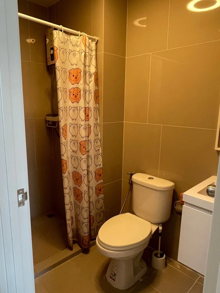 For rent!! Condo Chapter One Shine Bang Pho, 6th floor, garden view, fully furnished, wallpapered throughout the room, book now!!