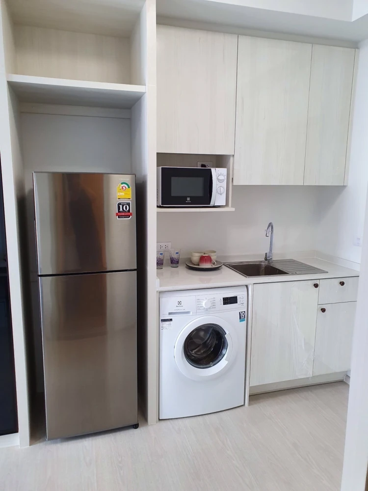 For rent!! Condo Chapter One Shine Bang Pho, 9th floor, Chao Phraya River view, fully furnished, just bring your bags and move in!!