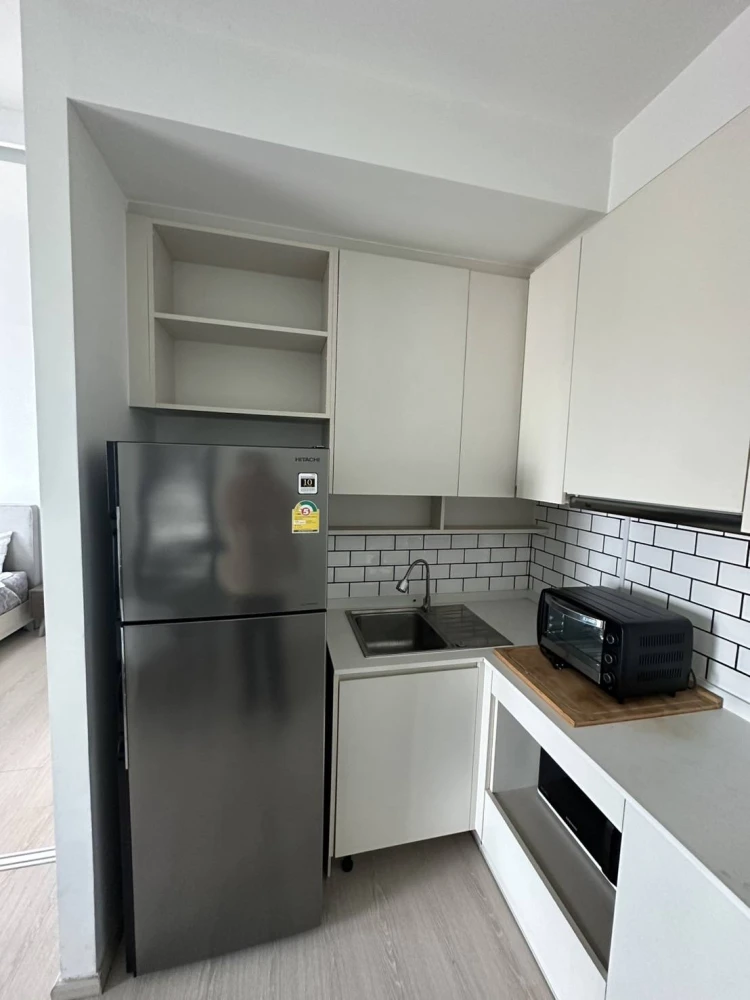 Condo for rent! Chapter One Eco Ratchada-Huai Khwang, 15th floor, corner unit, beautiful room, fully furnished, ready to move in! Don't miss out!