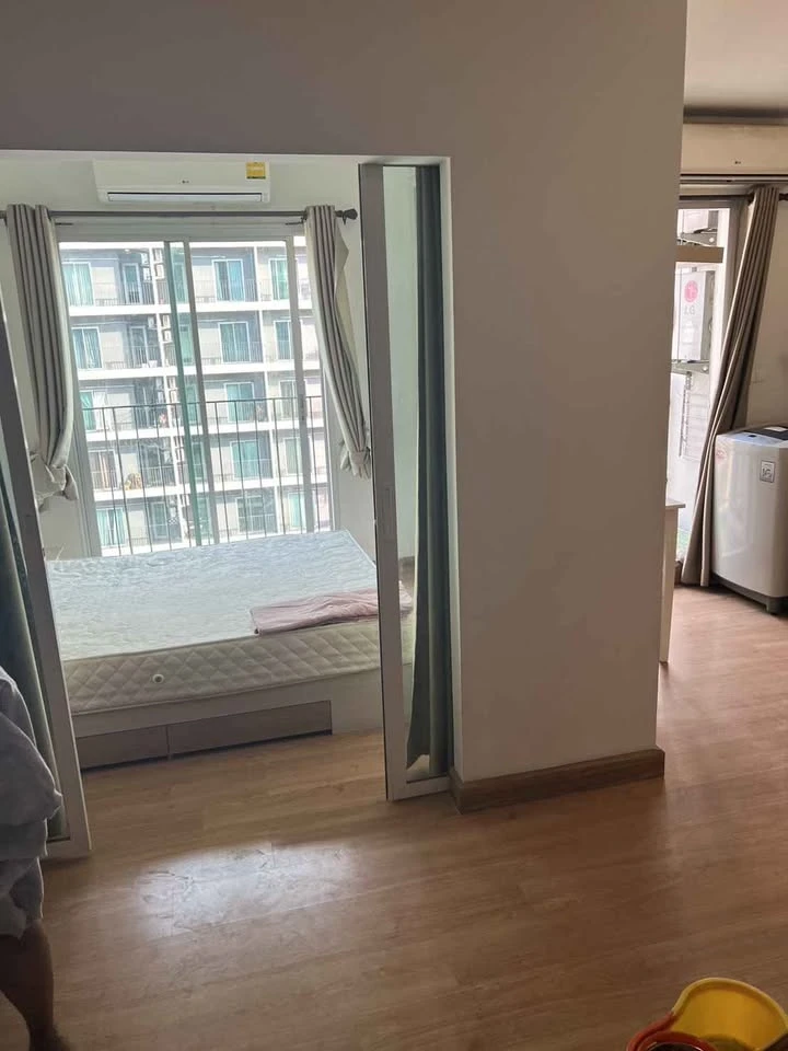 Condo for rent, Chapter One Modern Dutch, nice room, 25th floor, good view, comes with a special price. You must book.