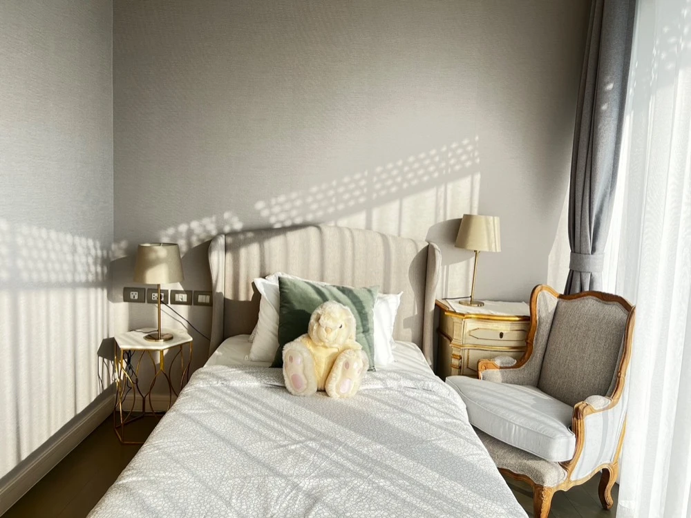 For rent!! Condo Magnolia Ratchadamri Boulevard, 22nd floor, perfectly meets all your lifestyle needs. Hurry up and book now!!