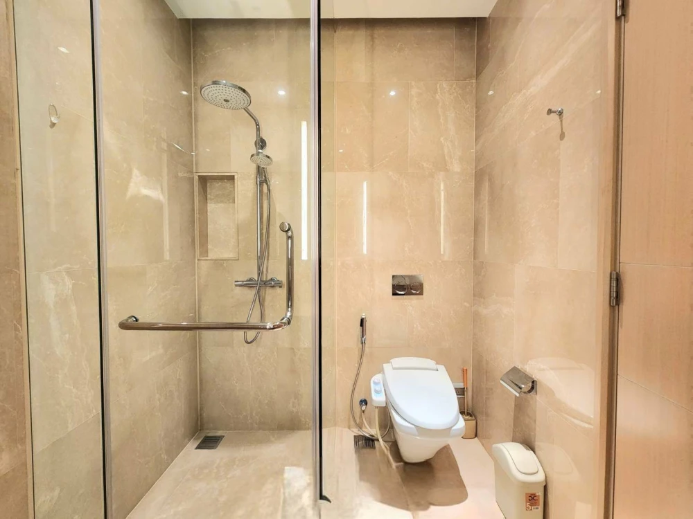 For rent!! Condo Magnolias Waterfront Residences (Icon Siam), spacious room, beautiful, decorated, ready to move in!!