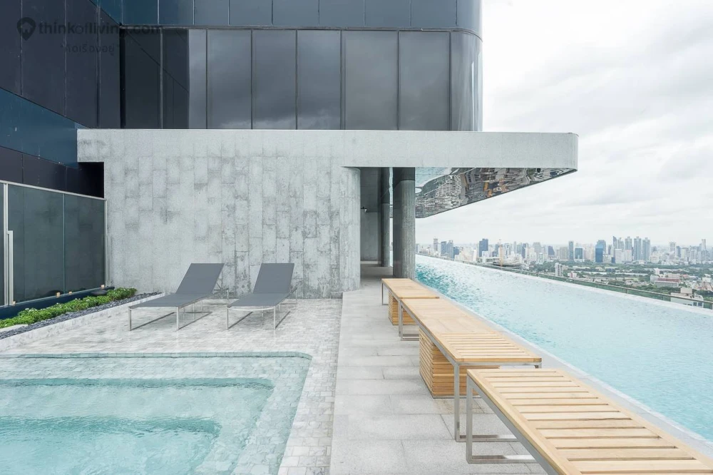 For rent!! Condo Ashton Chula-Silom, luxury condo in Modern Luxury style, ready to move in immediately, hurry to book!!