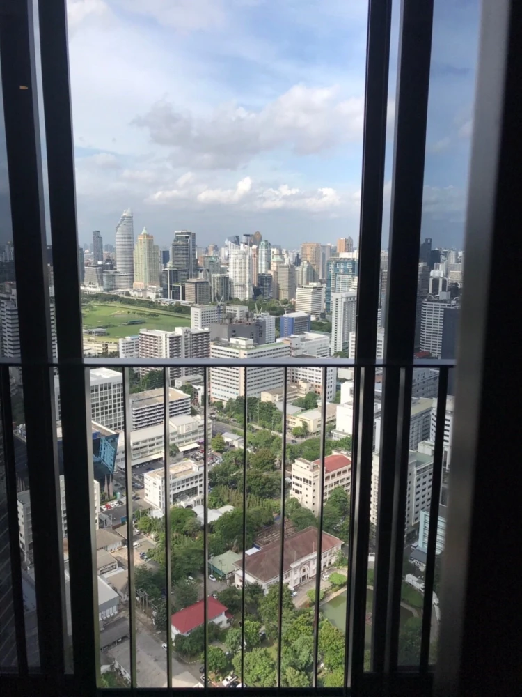 For rent!! Condo Ashton Chula - Silom, 44th floor, fully furnished, ready to move in, hurry up and book now!!