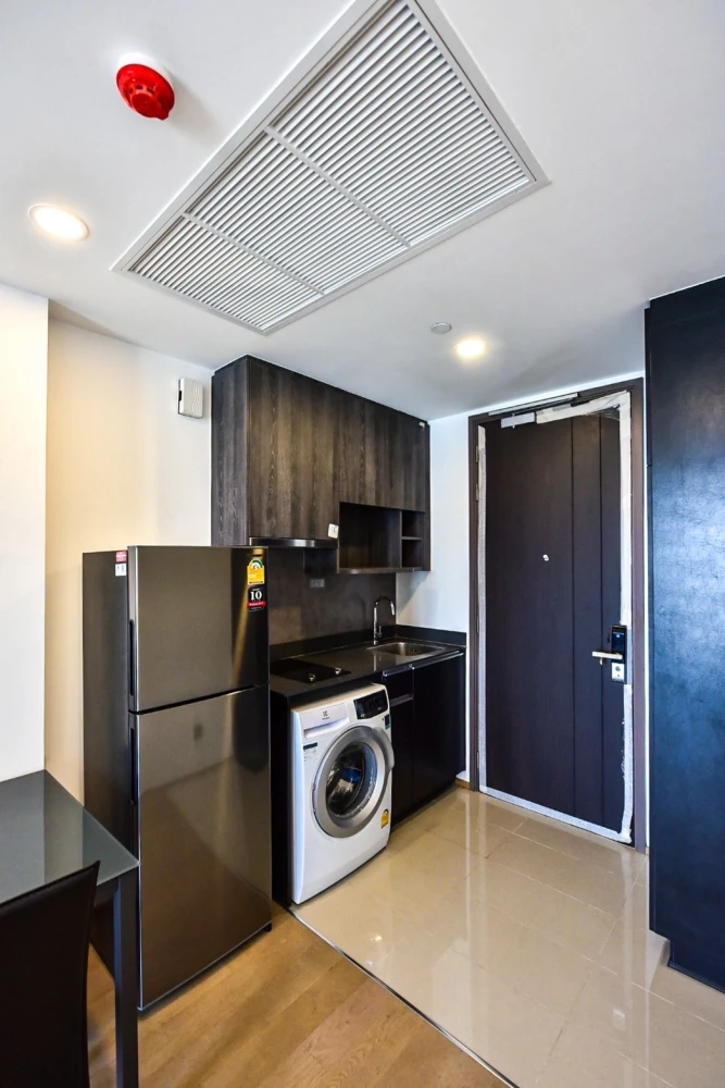 Condo for rent, Ashton Chula - Silom, high floor, beautiful view, privacy. Fully furnished and electrical appliances