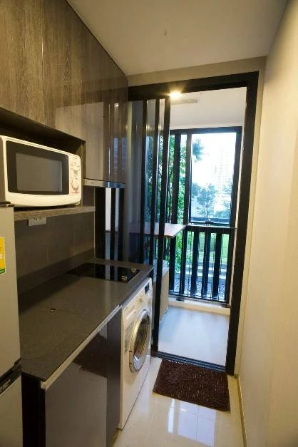 Condo for rent, Ashton Chula-Silom, BTS view, spacious room, nice sofa, nice mattress, can't reserve, can't book now