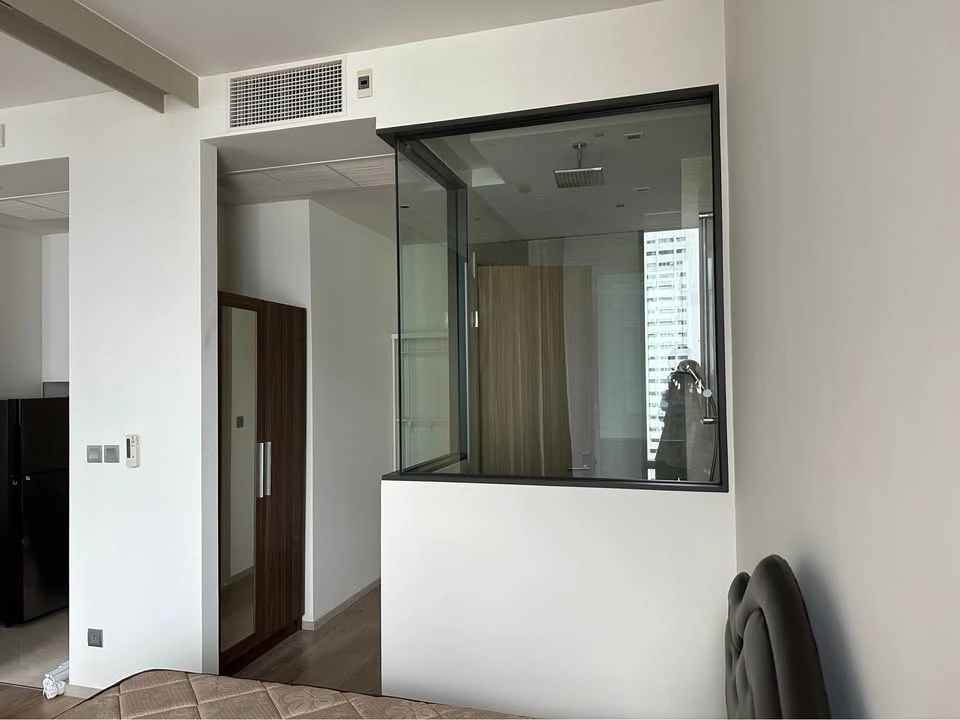 For rent!! Condo Ashton Silom, 22nd floor, beautiful room, convenient transportation, near BTS Chong Nonsi, don't miss it!!