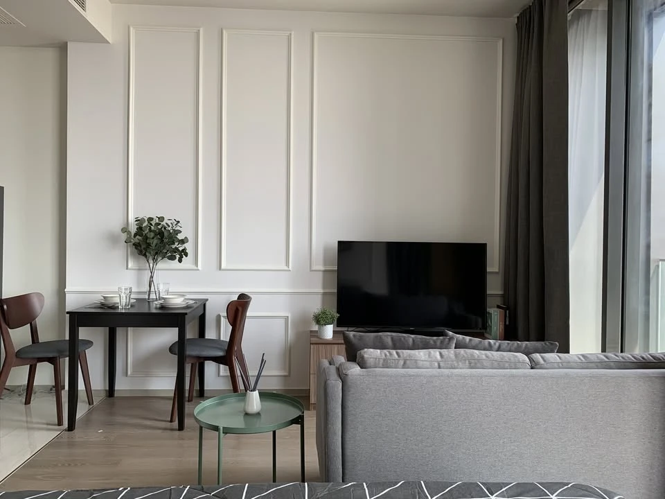 Condo for rent, Ashton Silom, river view, city view, central area, beautiful, luxurious, fully furnished !!