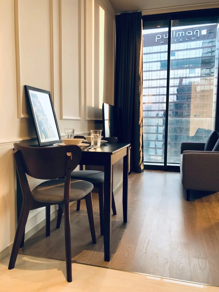 Condo for rent, Ashton Silom, river view, city view, central area, beautiful, luxurious, fully furnished !!