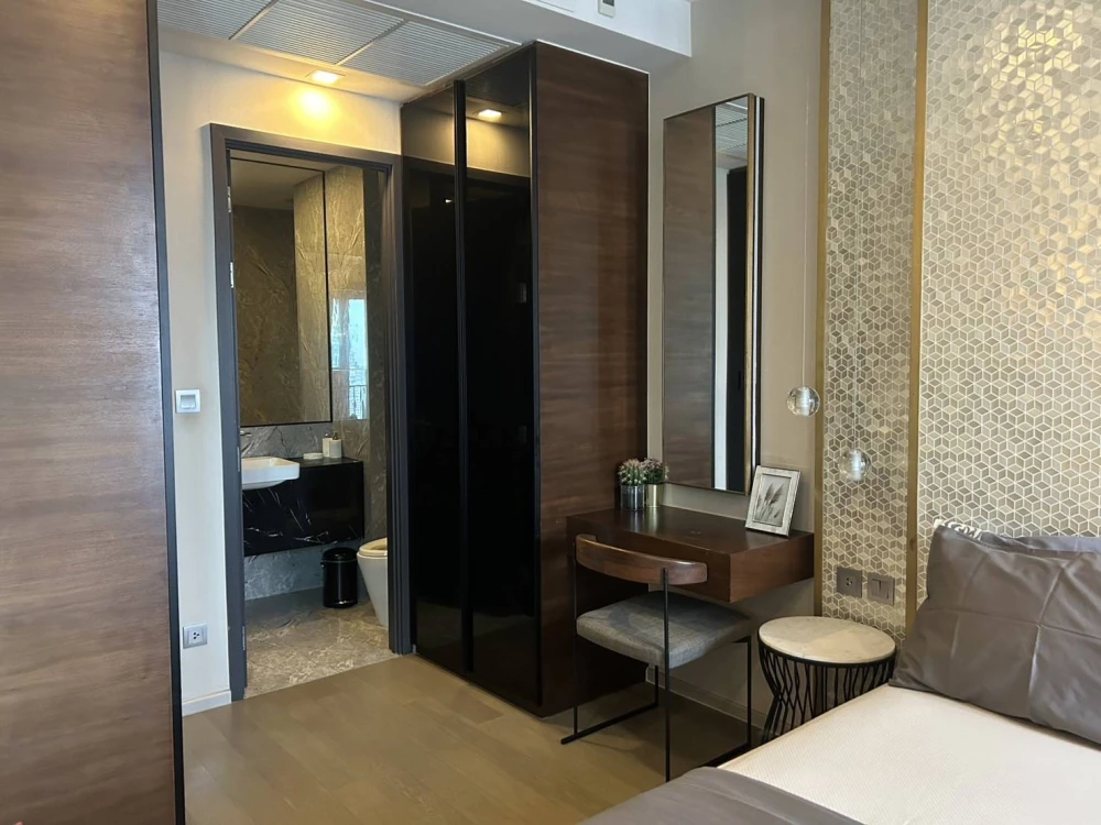 For rent!! Condo Ashton Asoke 26th floor, beautiful room, fully furnished, ready to move in, don't miss it!!
