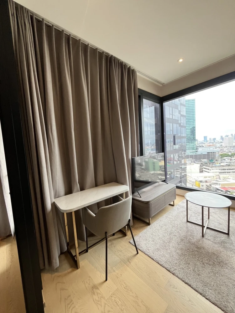 For rent!! Condo Ashton Asoke-Rama 9, 17th floor, Building A, beautiful room, great view, super cute price, book now!!