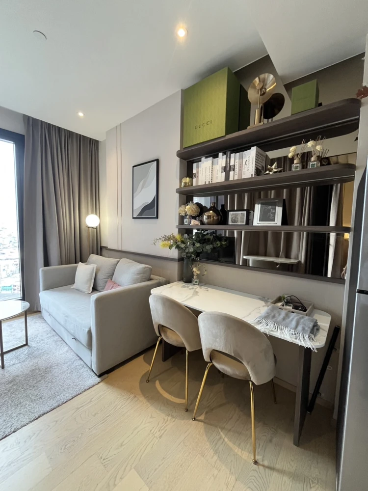For rent!! Condo Ashton Asoke-Rama 9, 17th floor, Building A, beautiful room, great view, super cute price, book now!!