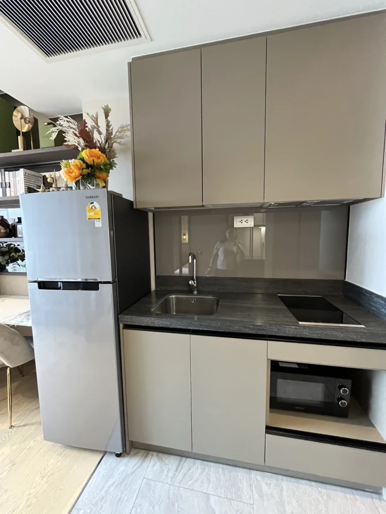 For rent!! Condo Ashton Asoke-Rama 9, 17th floor, Building A, beautiful room, great view, super cute price, book now!!
