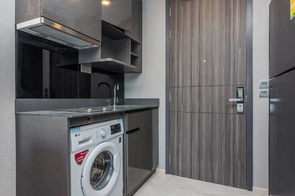Condo for rent, Ashton Asoke, fully furnished, elegant, classy, next to MRT Sukhumvit and near BTS Asoke.