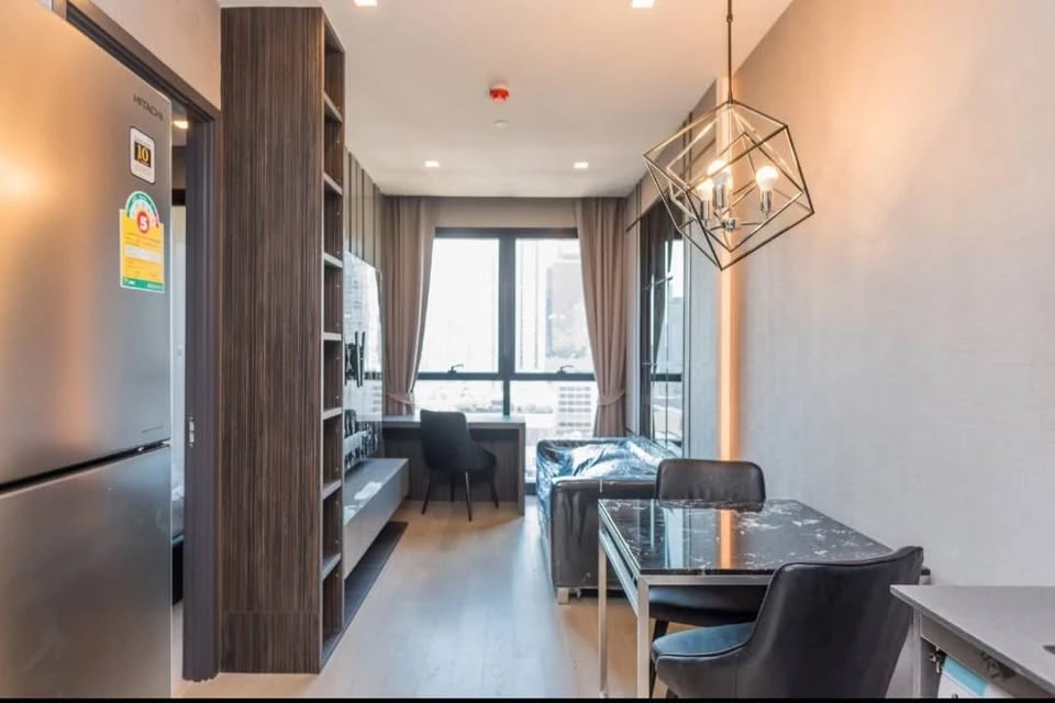 Condo for rent, Ashton Asoke, fully furnished, elegant, classy, next to MRT Sukhumvit and near BTS Asoke.