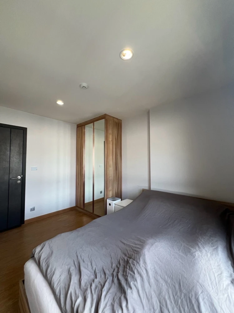 For rent!! Condo Asher Ratchada-Huai Khwang, 3rd floor, fully furnished, good price, ready to move in, hurry up and book now!!