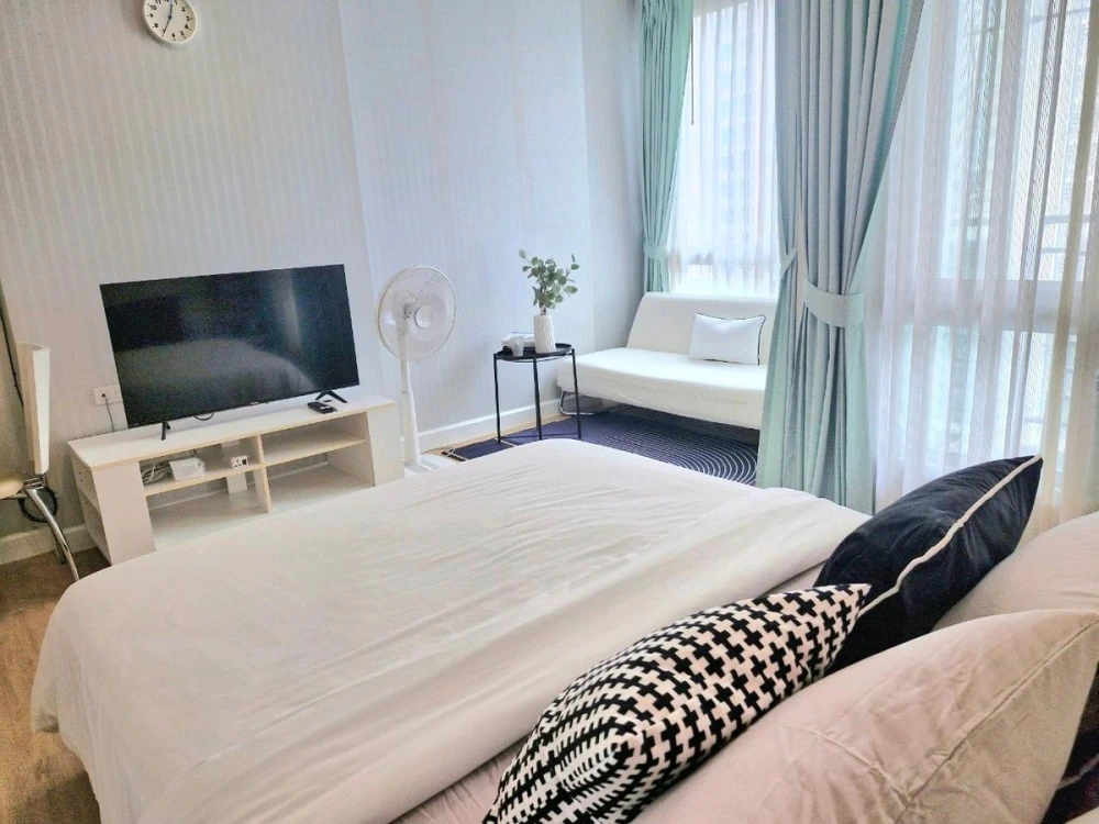For rent!! Condo At City Sukhumvit 101/1, 7th floor, fully furnished, ready to move in!!