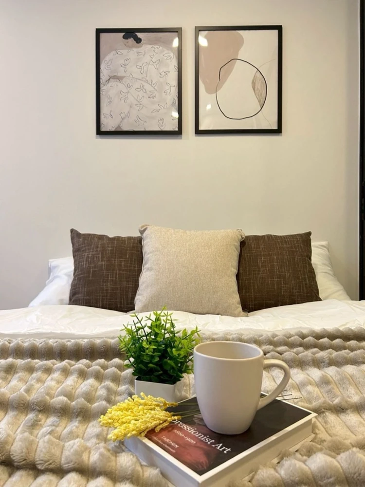 For rent!! Condo Atmoz Ratchada-Huai Khwang, 5th floor, Building C, beautiful room, ready to move in, good price, hurry to book now!!